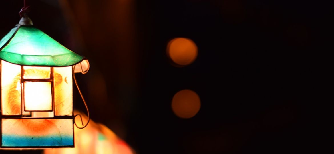 lantern-3188080_1920