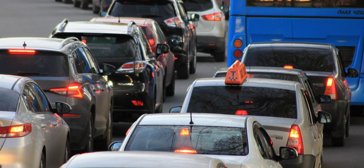 traffic-jam-4522805_1920